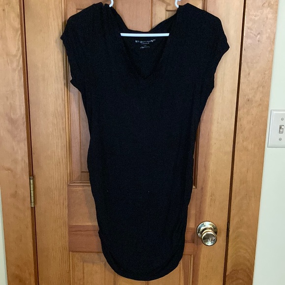 5️⃣ for 2️⃣5️⃣ | Liz Lange Maternity | Top | S - Picture 2 of 8